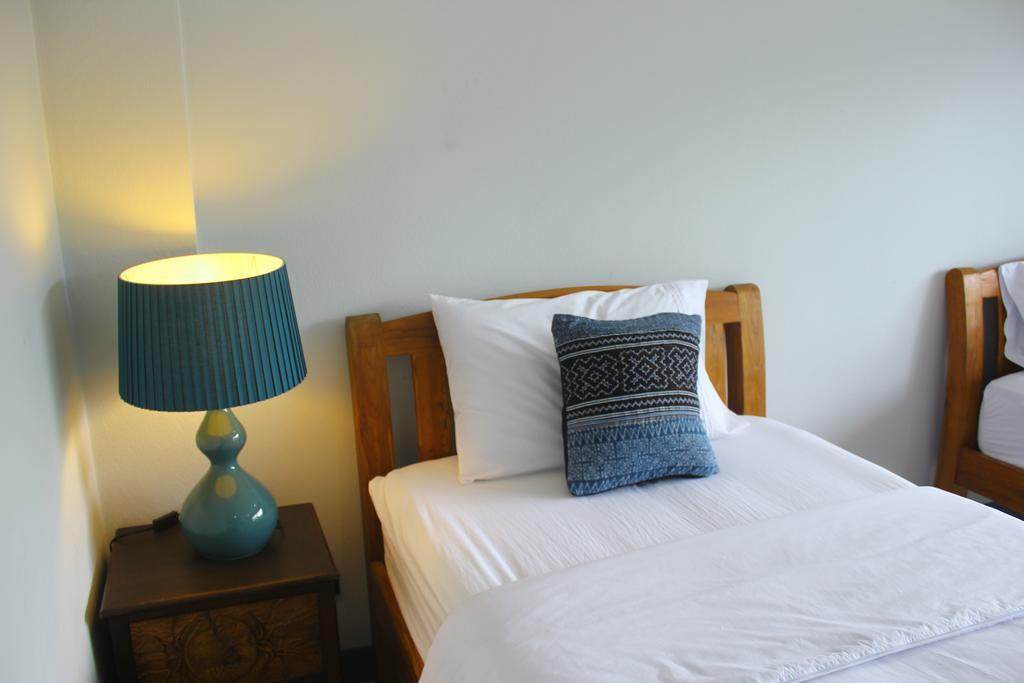 Baanlansa Bed&Bar Hotel Чиангмай Екстериор снимка
