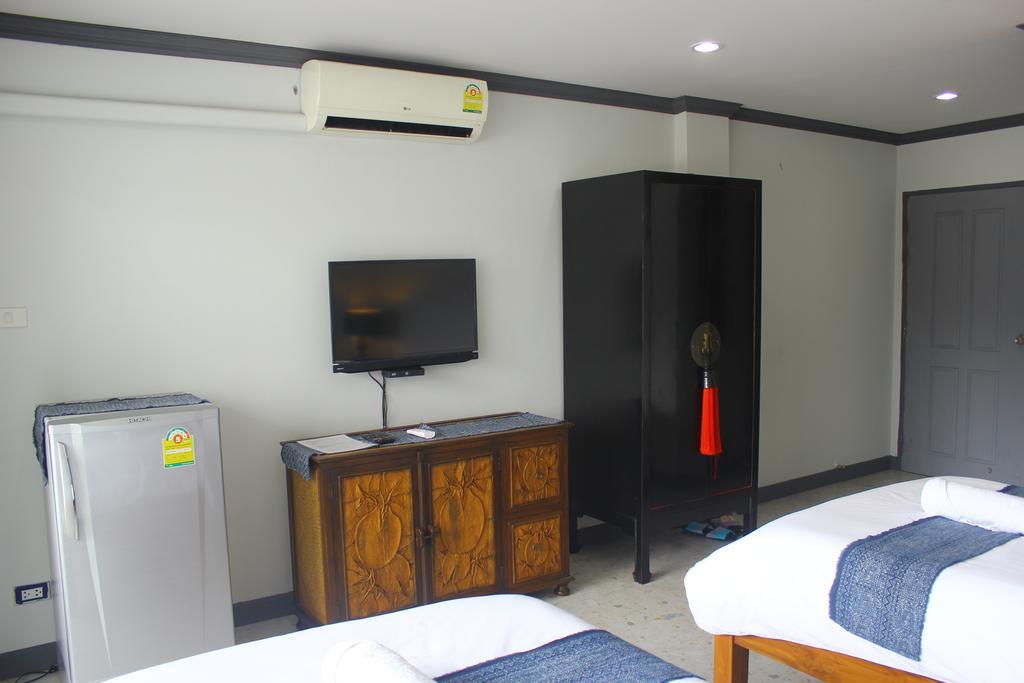 Baanlansa Bed&Bar Hotel Чиангмай Екстериор снимка