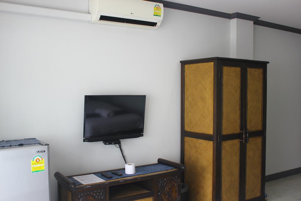 Baanlansa Bed&Bar Hotel Чиангмай Екстериор снимка