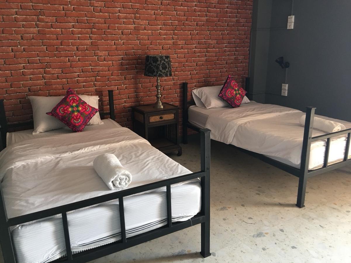 Baanlansa Bed&Bar Hotel Чиангмай Екстериор снимка