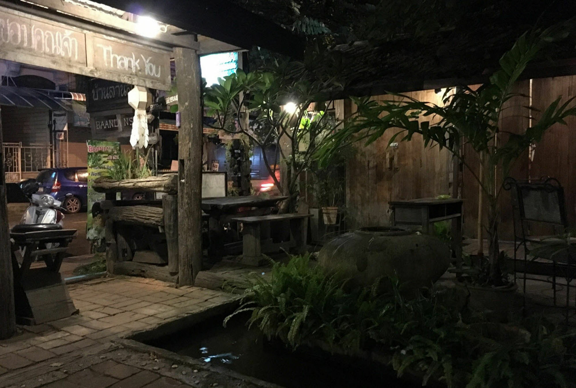 Baanlansa Bed&Bar Hotel Чиангмай Екстериор снимка
